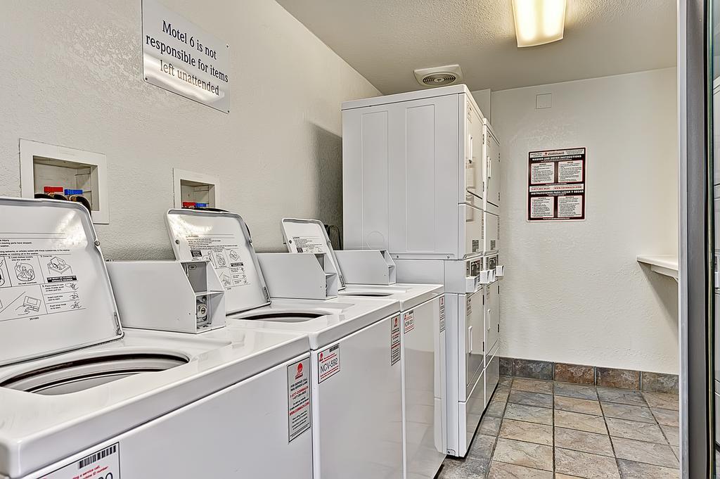 Motel 6-Glenview, Il - Chicago North Екстериор снимка