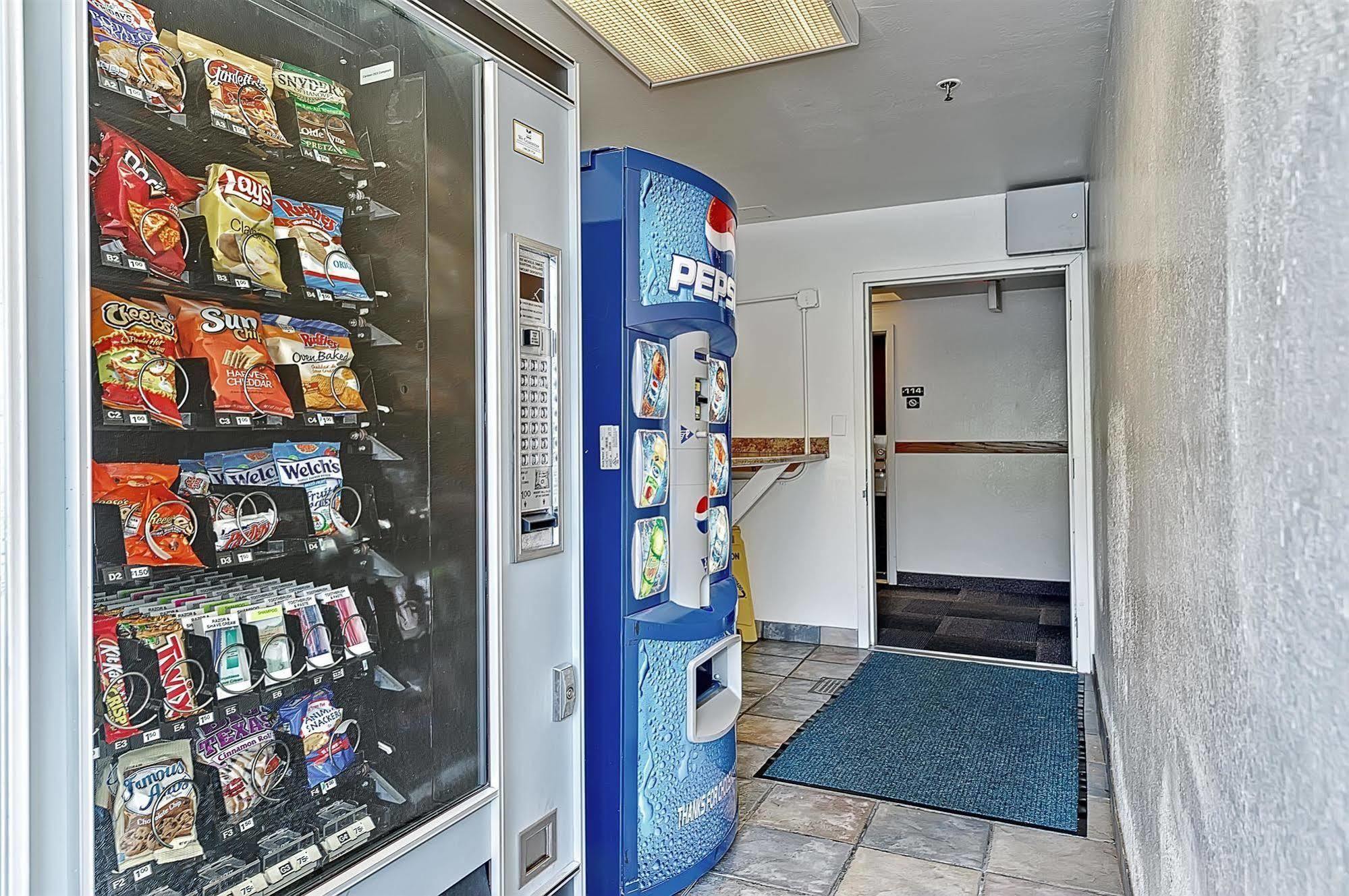 Motel 6-Glenview, Il - Chicago North Екстериор снимка