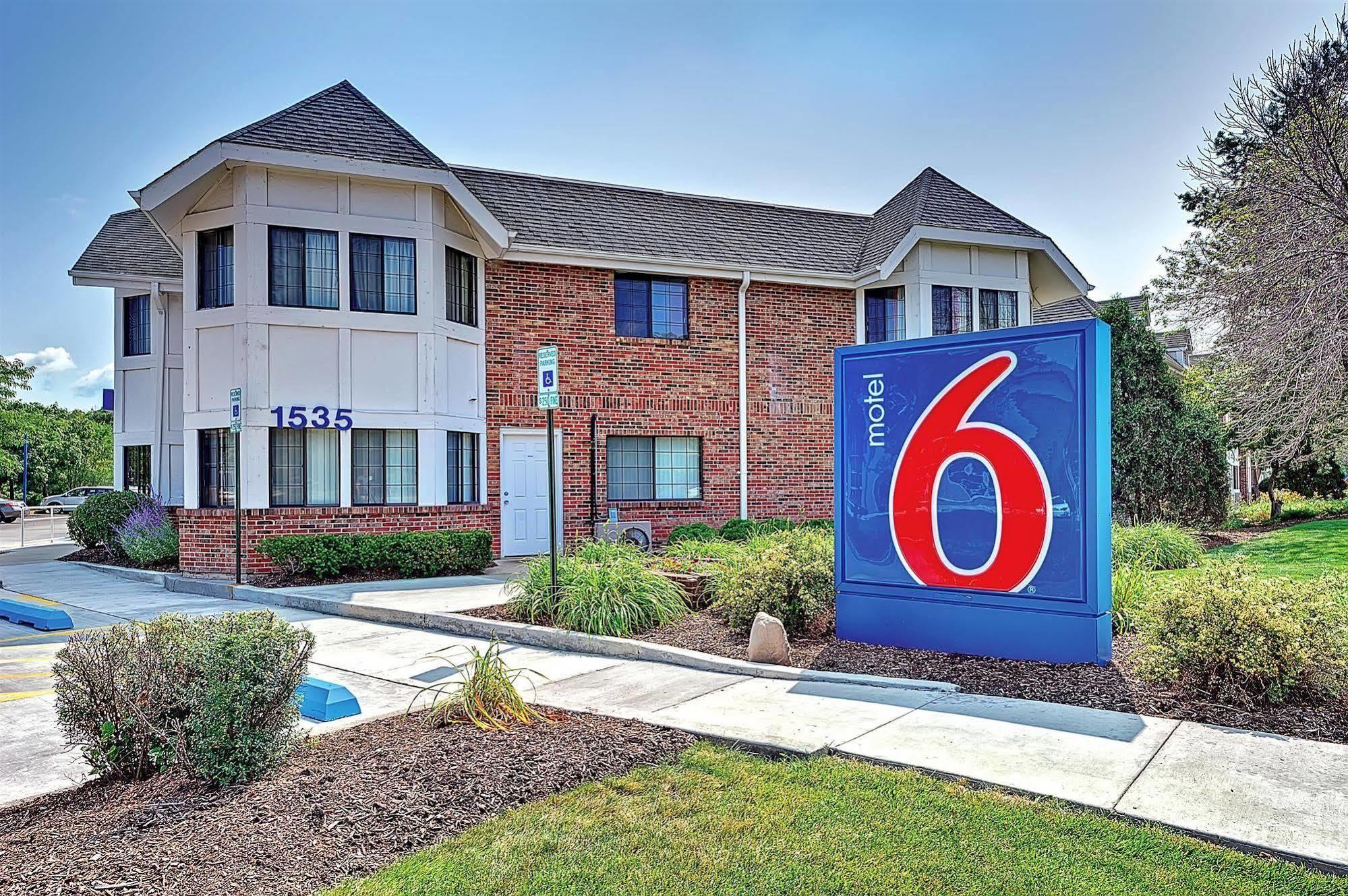 Motel 6-Glenview, Il - Chicago North Екстериор снимка